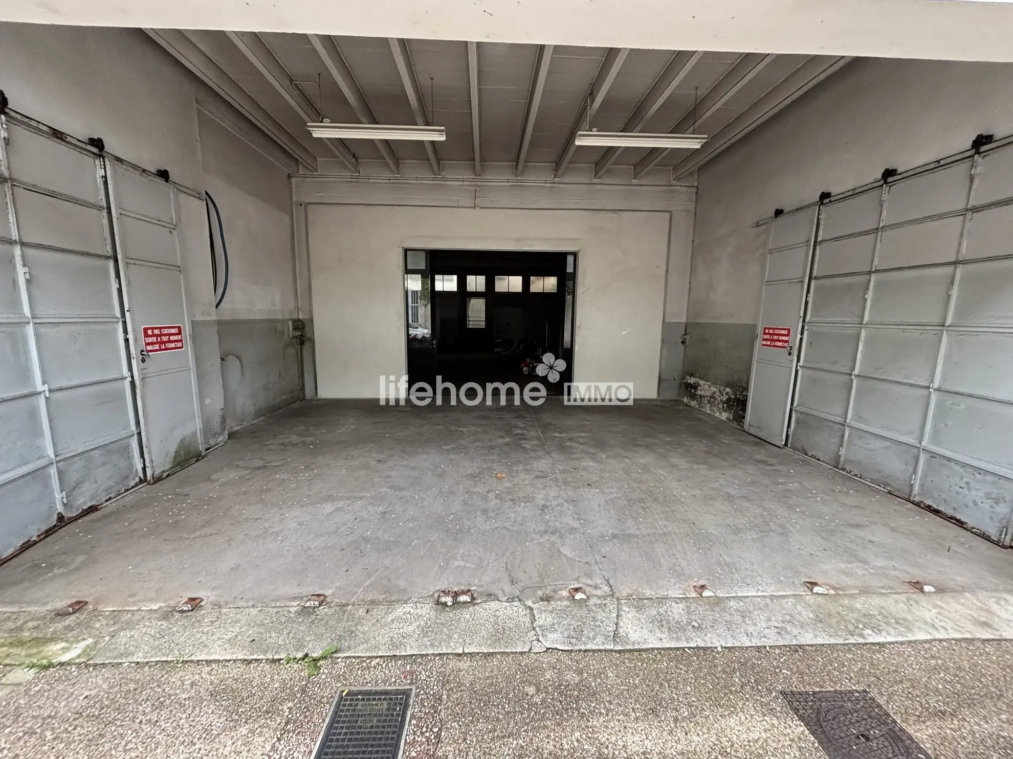 Immeuble à vendre avec local commercial et appartement à Villeneuve-sur-Lot 