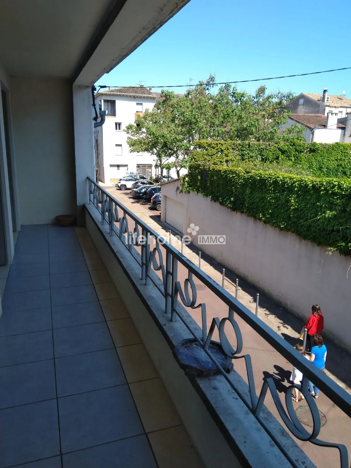 Immeuble à vendre avec local commercial et appartement à Villeneuve-sur-Lot 
