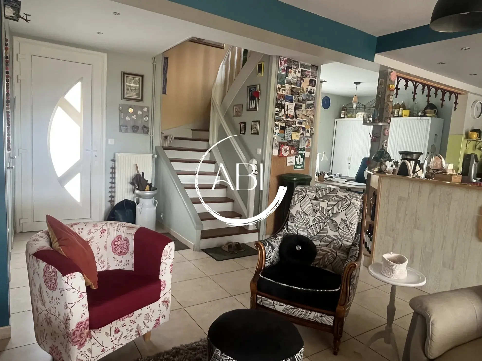 Maison à vendre à Couterne près de Bagnolets de l'Orne avec grand garage et jardin arboré 