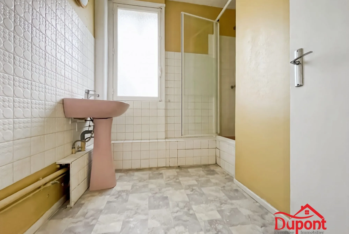 Appartement 3 chambres avec balcon et cave à Saint-Quentin - Quartier Remicourt 