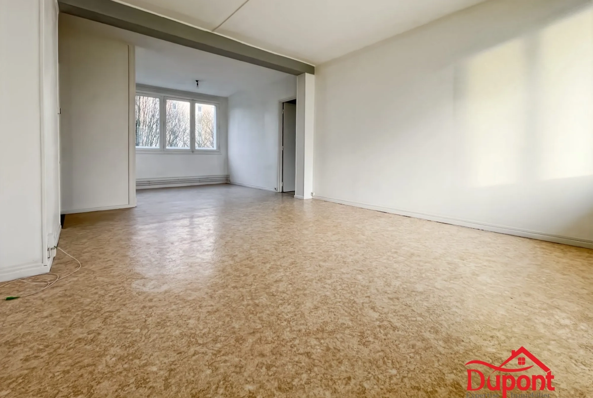 Appartement 3 chambres avec balcon et cave à Saint-Quentin - Quartier Remicourt 