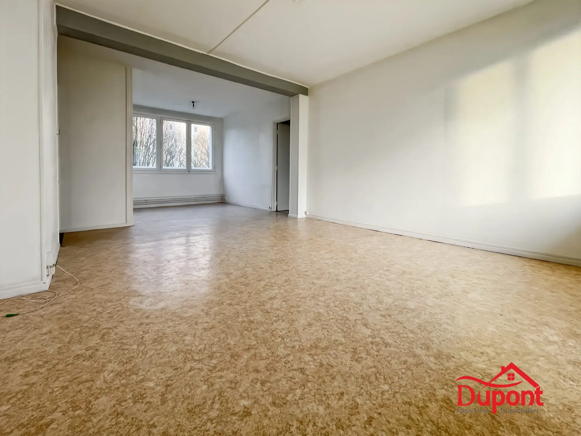 Appartement 3 chambres avec balcon et cave à Saint-Quentin - Quartier Remicourt 