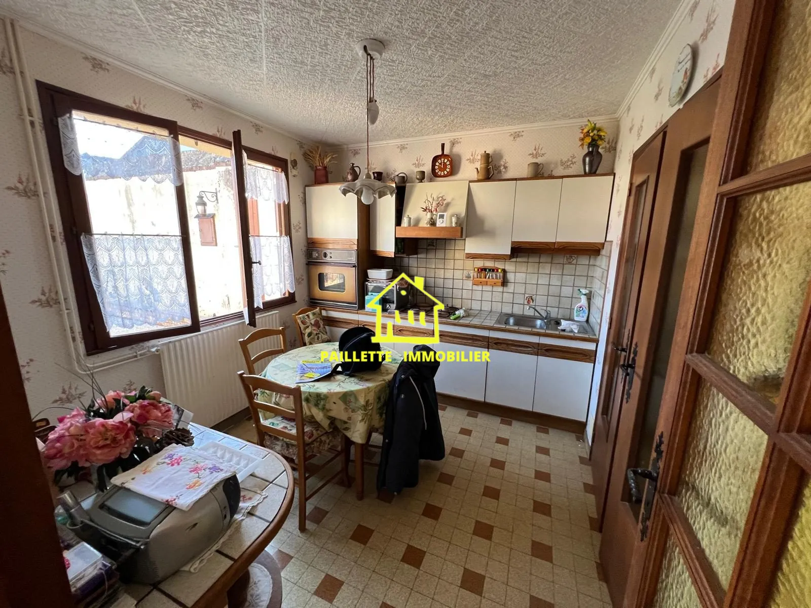 Maison mitoyenne à Fécamp de 75 m² avec terrasse et potentiel d’aménagement 