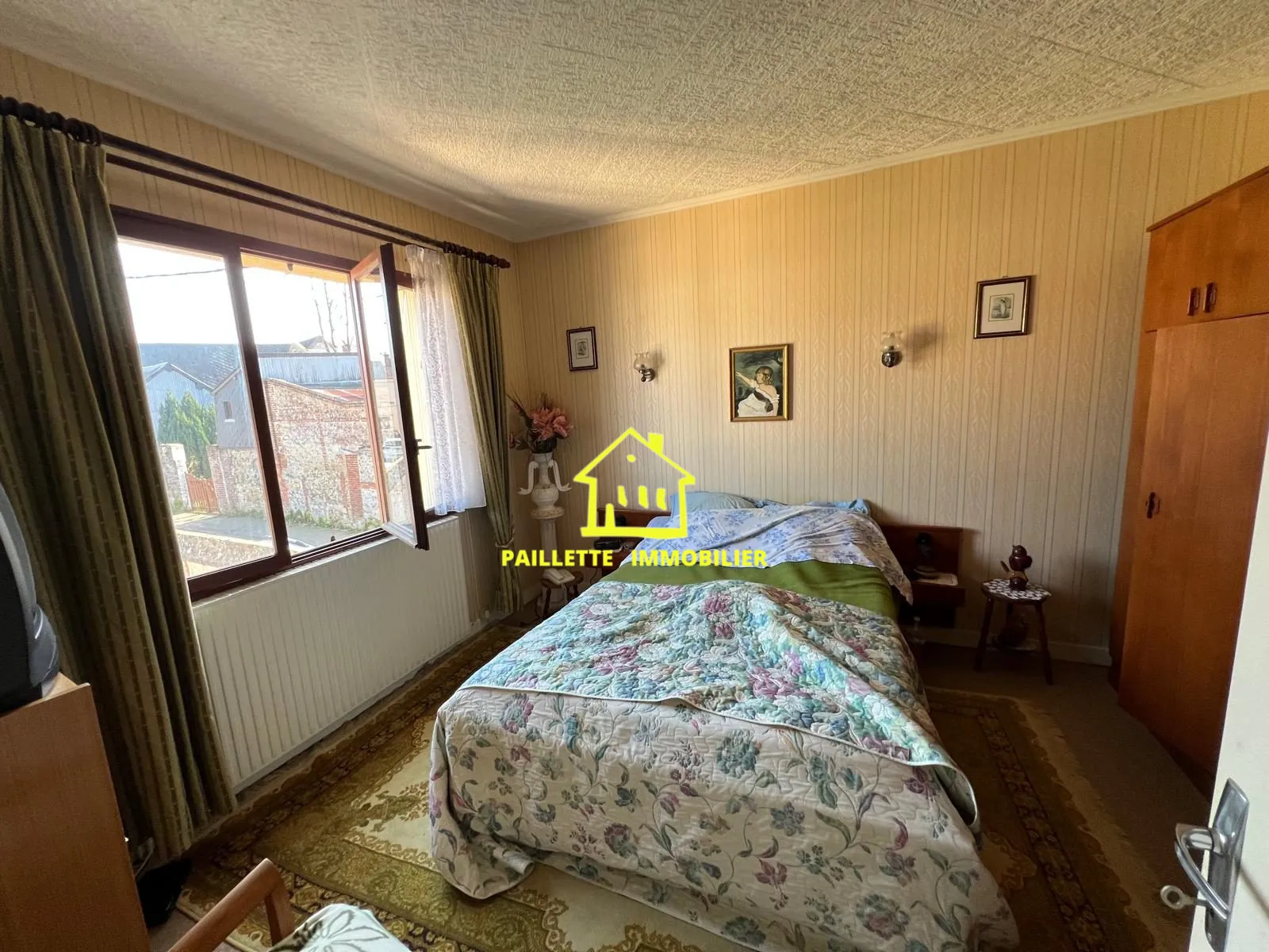 Maison mitoyenne à Fécamp de 75 m² avec terrasse et potentiel d’aménagement 