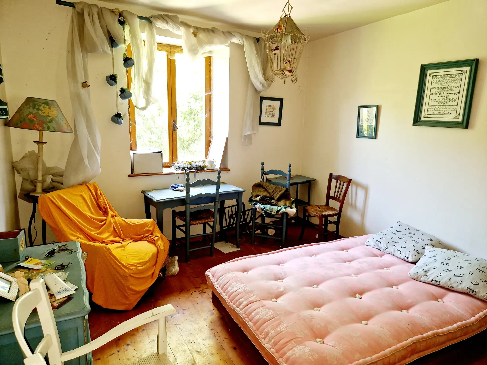 Maison de caractère en pierre de 1824 à Fresnes sur Apance, calme et authenticité 