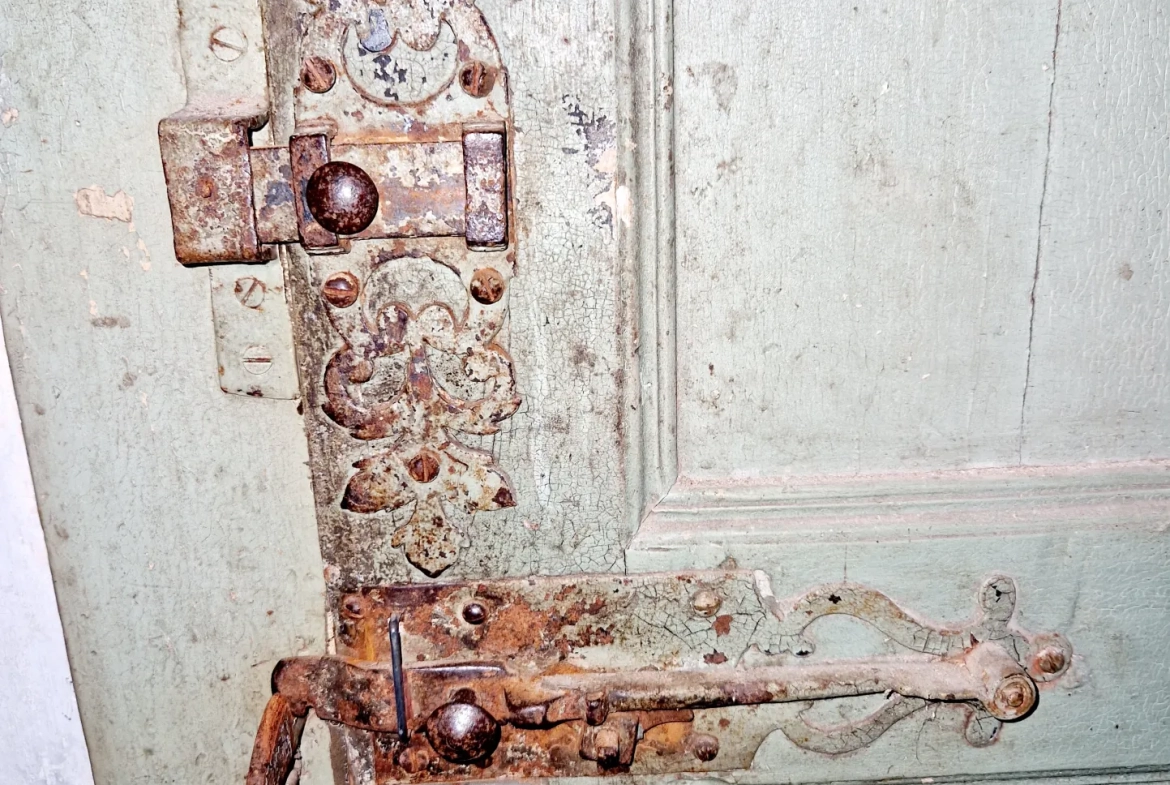Maison de caractère en pierre de 1824 à Fresnes sur Apance, calme et authenticité 