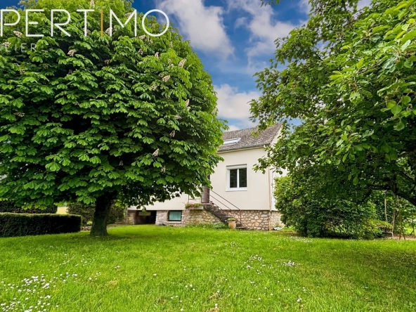 Maison familiale de 91,5 m² avec 4 chambres et beau potentiel à Etampes