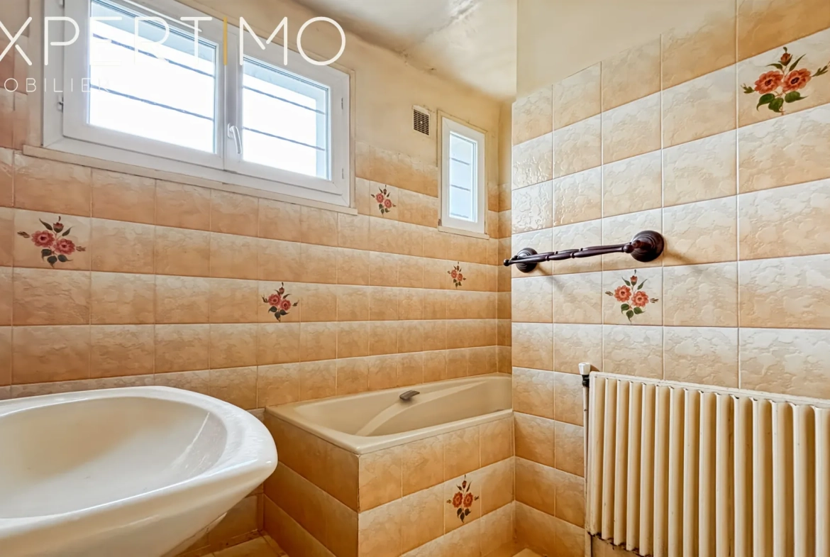 Maison familiale de 91,5 m² avec 4 chambres et beau potentiel à Etampes 