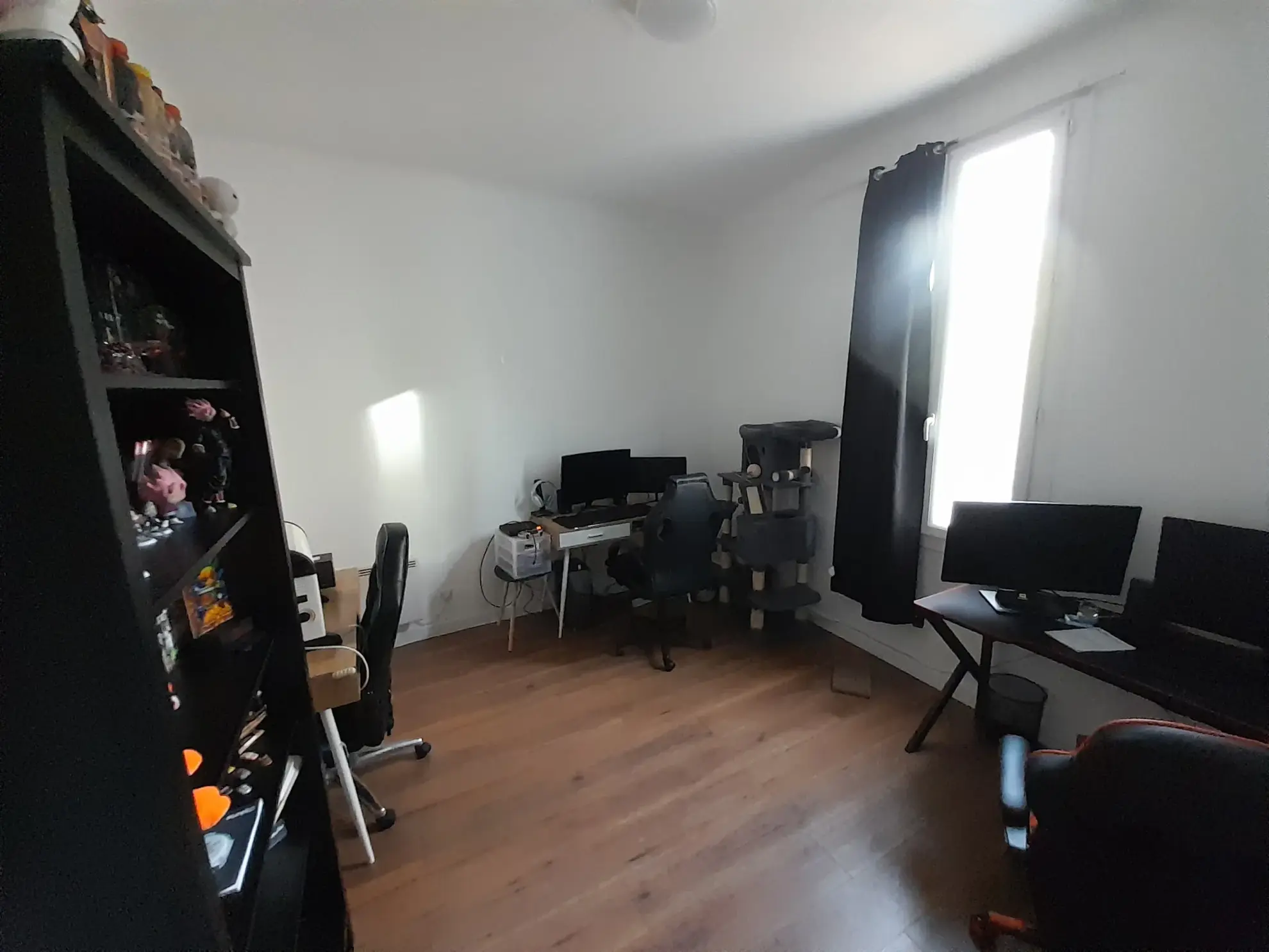 Investissement locatif à Toulon – Appartement T3 loué avec balcon dans le quartier Loubière 