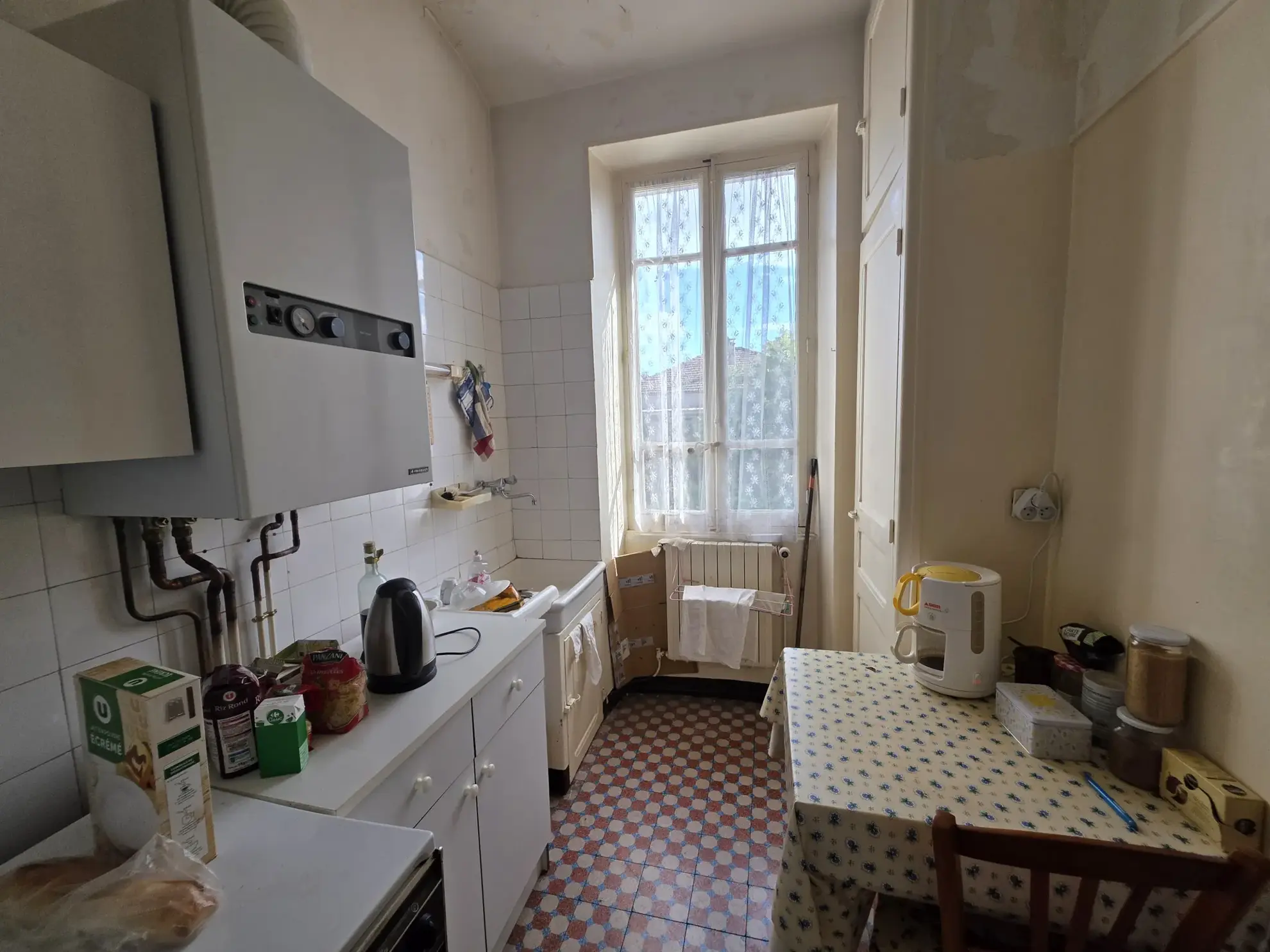 Maison de village à Ruoms en Ardèche avec cour spacieuse et potentiel d'aménagement 