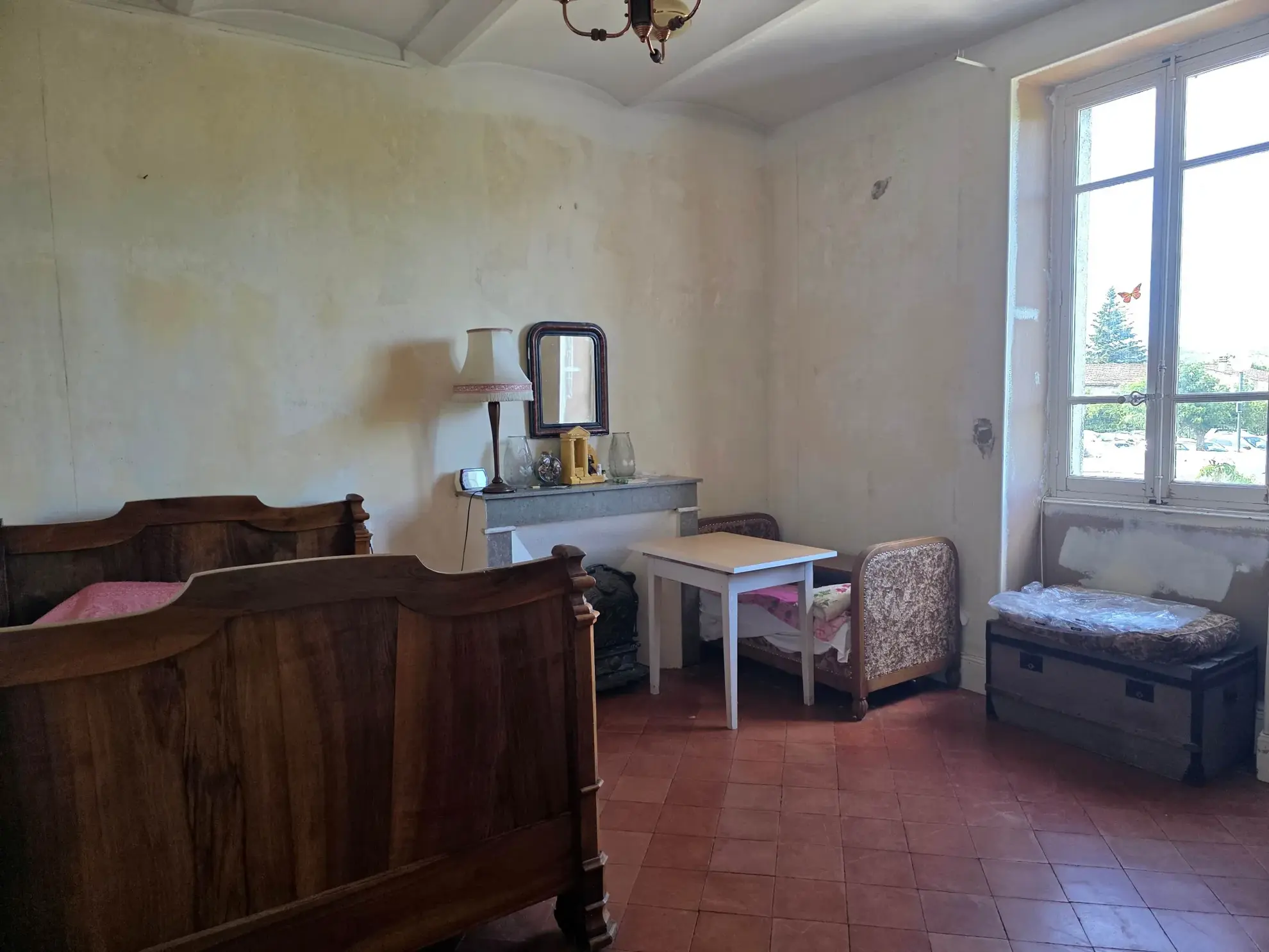 Maison de village à Ruoms en Ardèche avec cour spacieuse et potentiel d'aménagement 