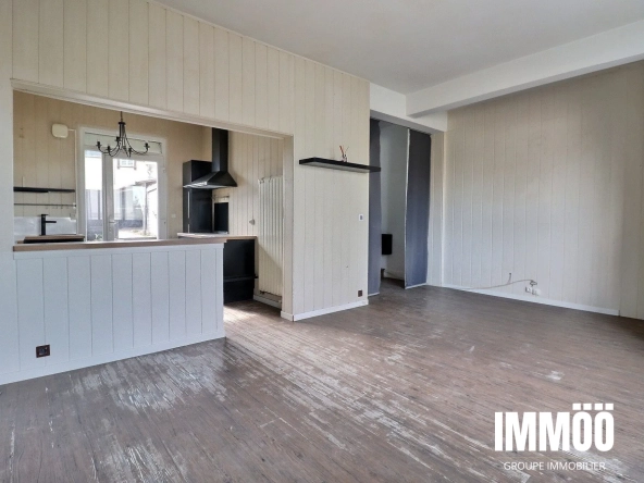 Maison de ville à rénover avec cour et potentiel d’extension à Arelaune-sur-Seine