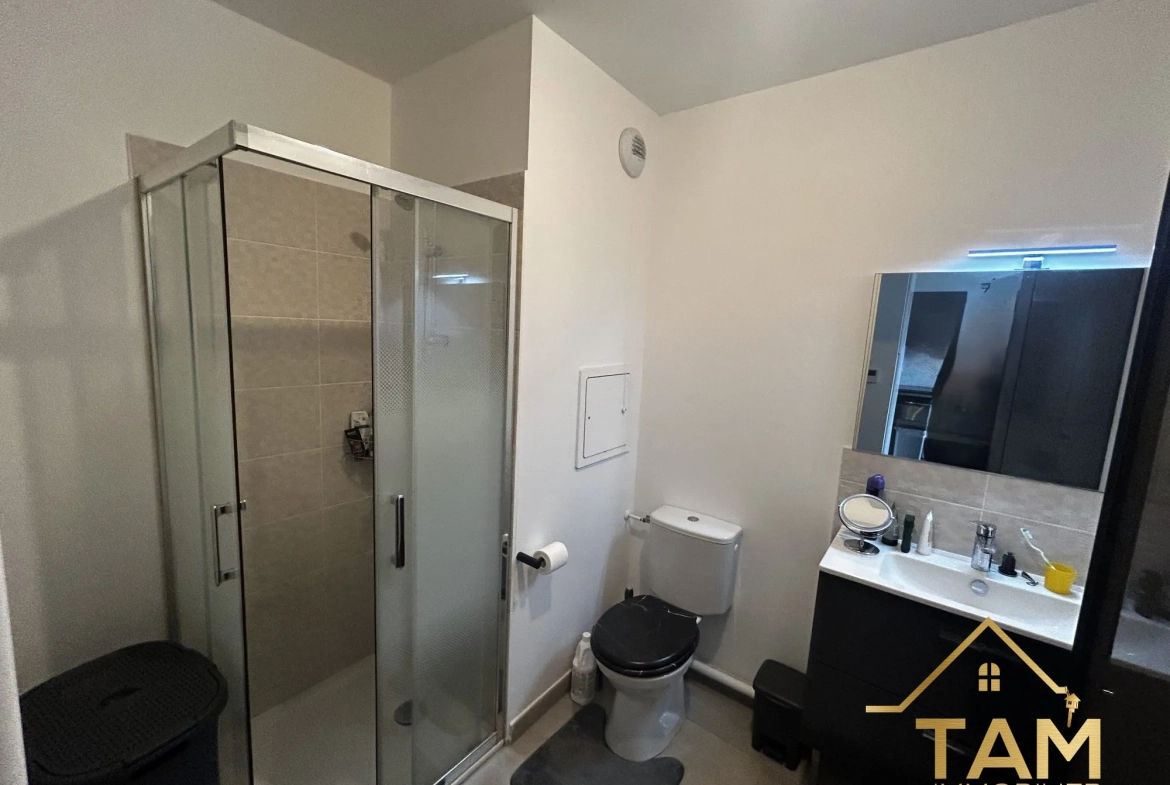 À vendre Appartement 2 pièces récent avec balcon à Maurepas 