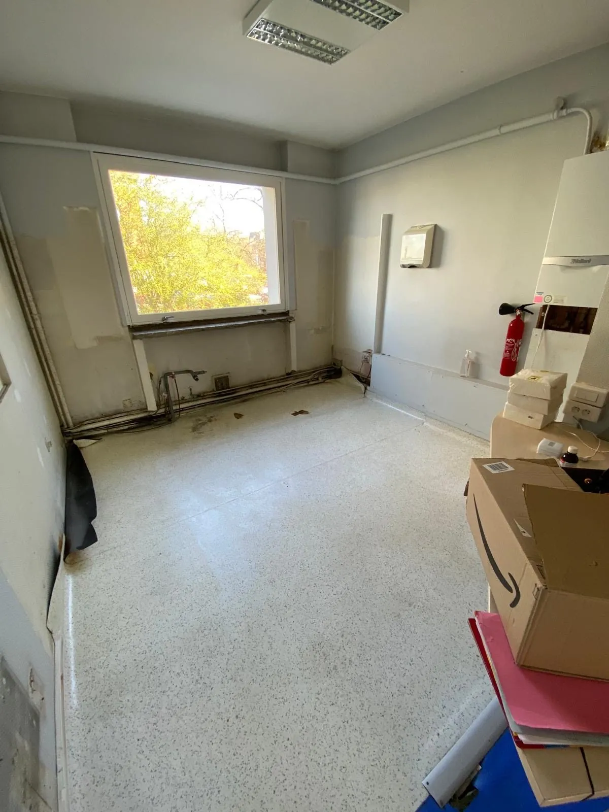 Appartement polyvalent de 140 m² à Calais avec potentiel de transformation 