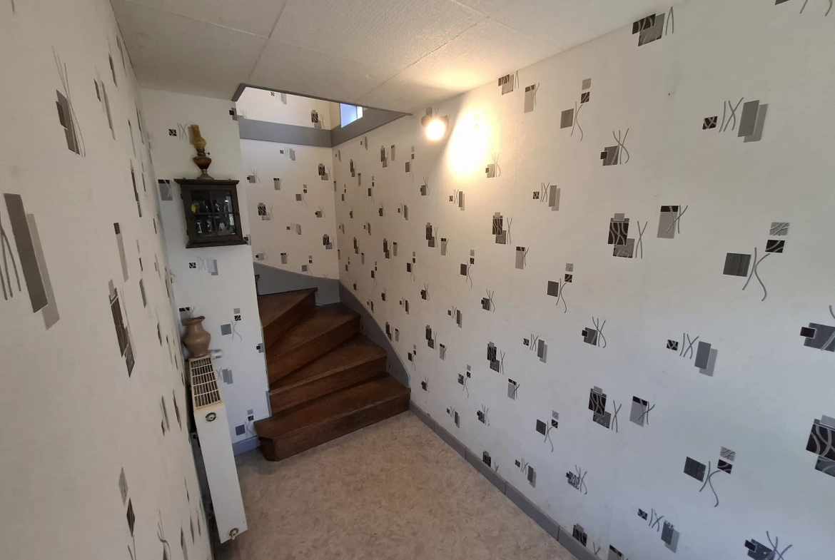 entrée Maison spacieuse de 3 chambres à Montluçon, idéale famille 