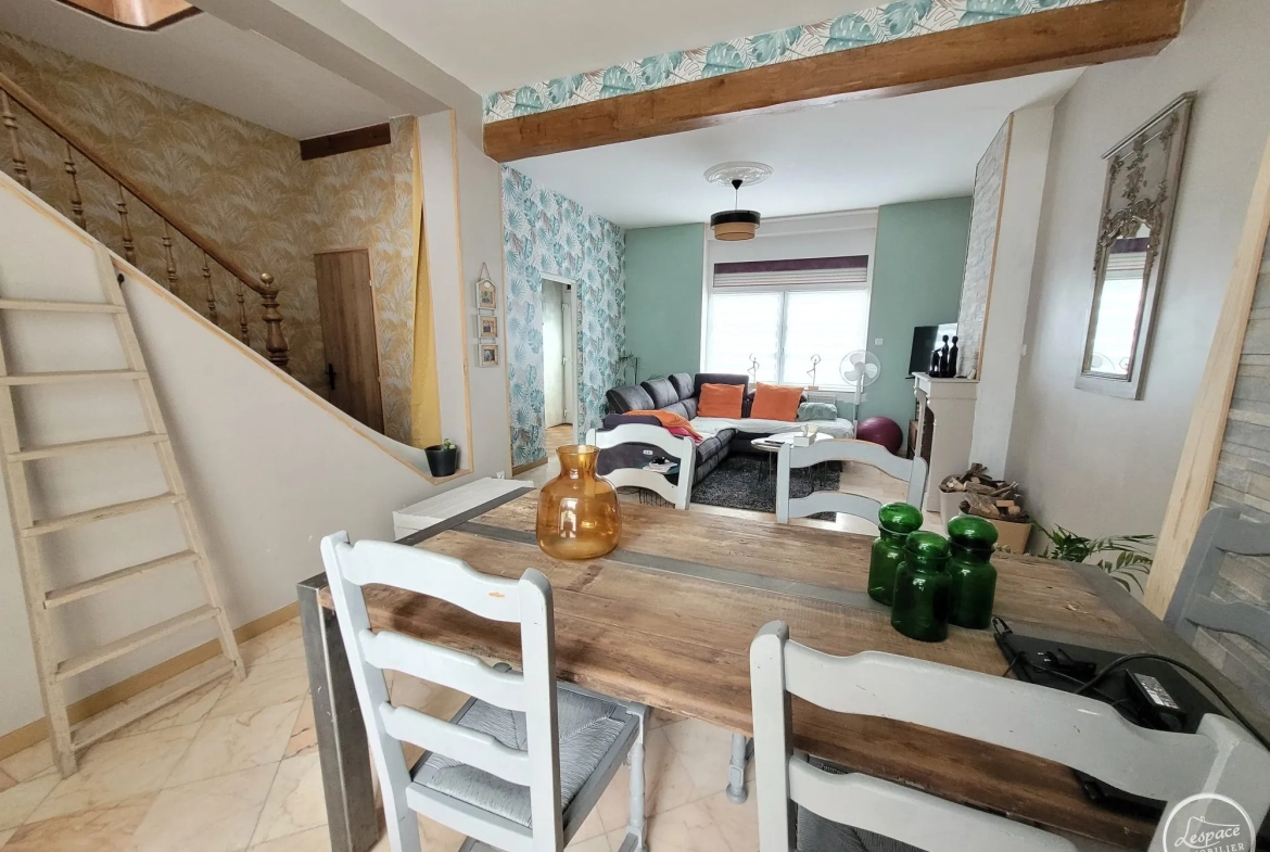 Charmante maison de 110 m² avec jardin et dépendances à Saint-Folquin 