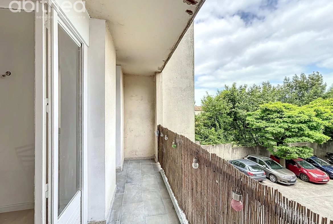 Appartement F1 lumineux avec balcon à Choisy-le-Roi, proche tram T9 