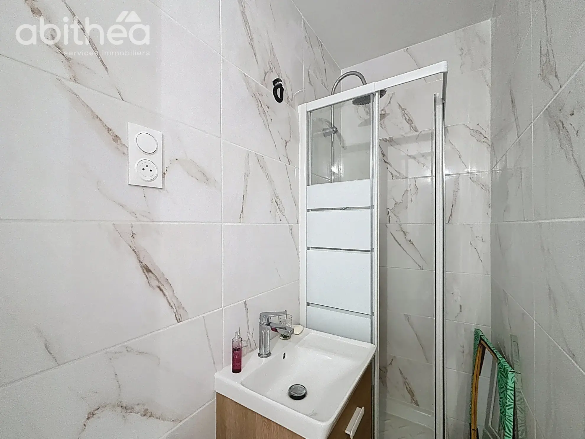 Appartement F1 lumineux avec balcon à Choisy-le-Roi, proche tram T9 