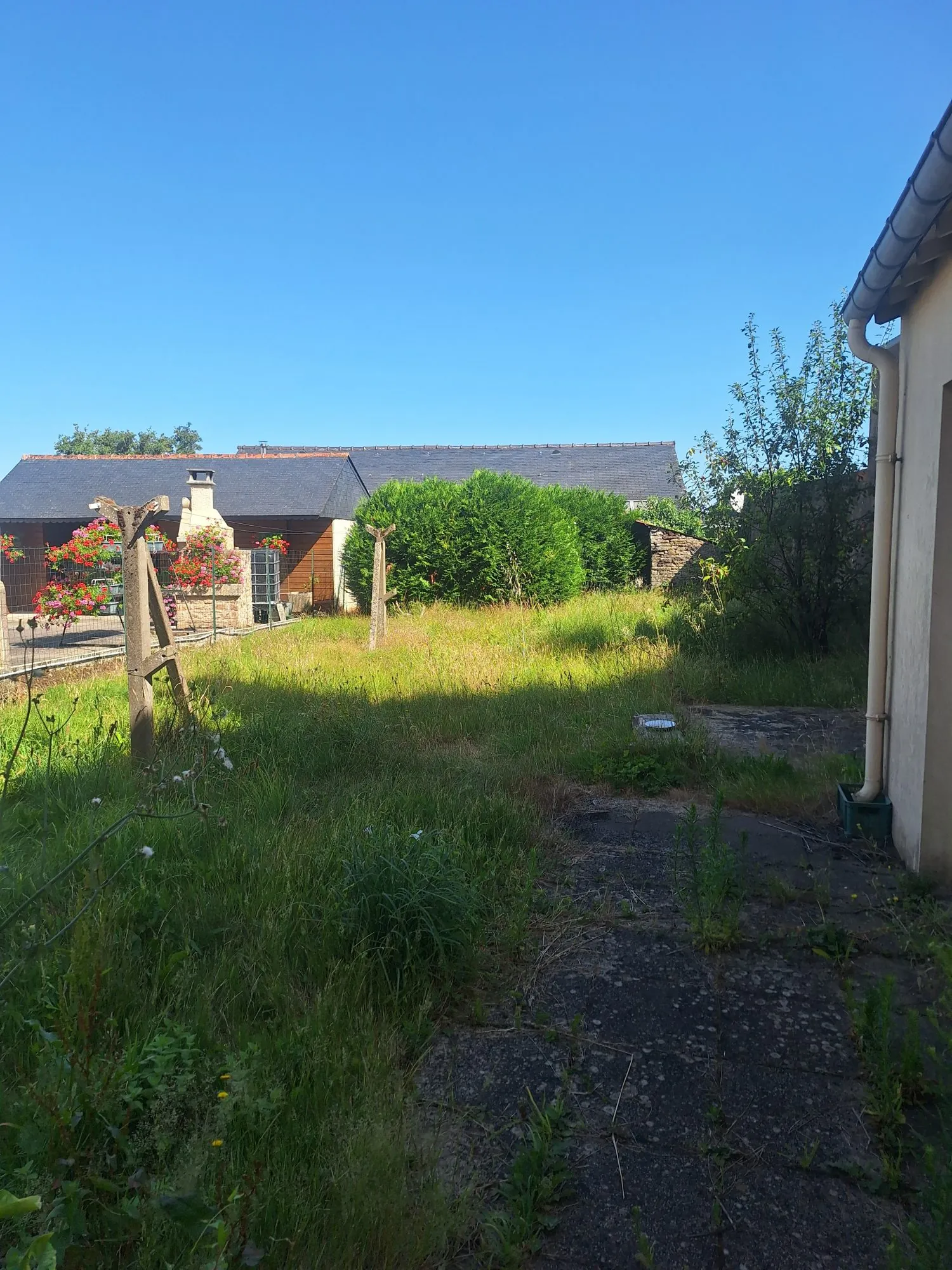 Belle maison ancienne de 107 m² avec grand jardin à Beganne 