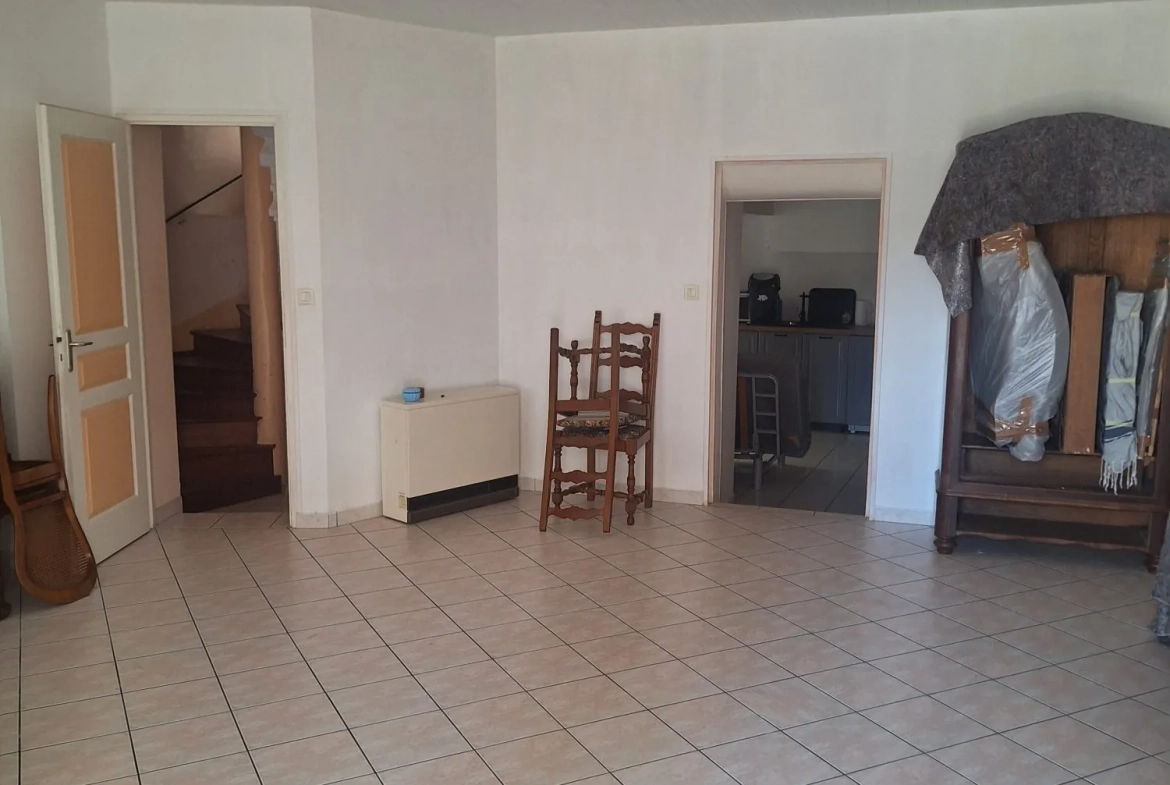 Belle maison ancienne de 107 m² avec grand jardin à Beganne 