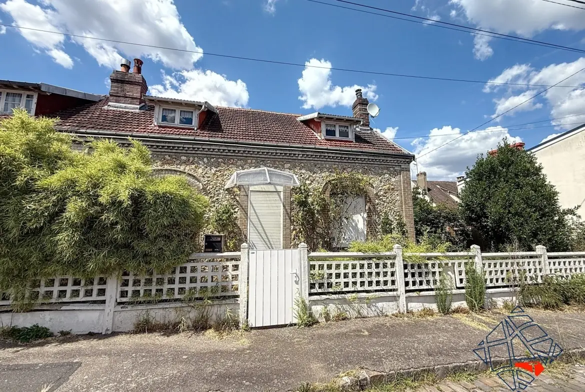 Maison à Sotteville-lès-Rouen avec jardin et grand potentiel 