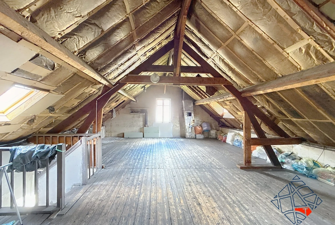 Maison à Sotteville-lès-Rouen avec jardin et grand potentiel 
