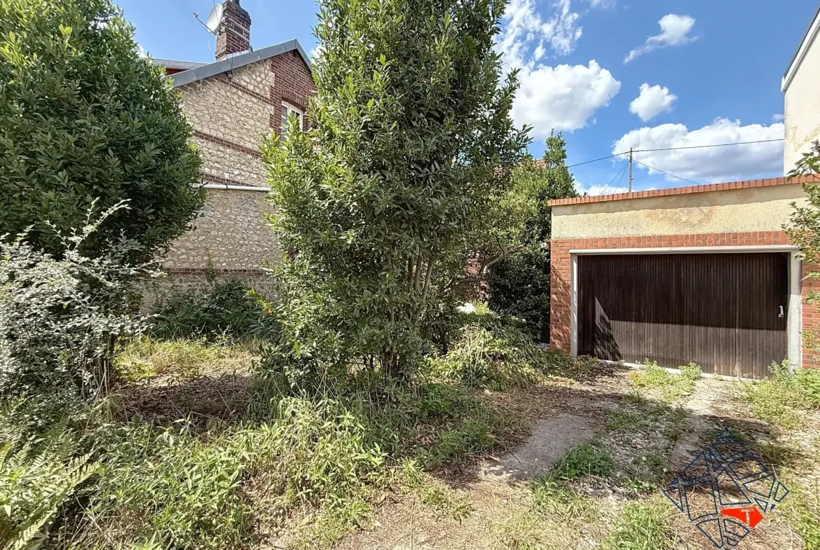 Maison à Sotteville-lès-Rouen avec jardin et grand potentiel 