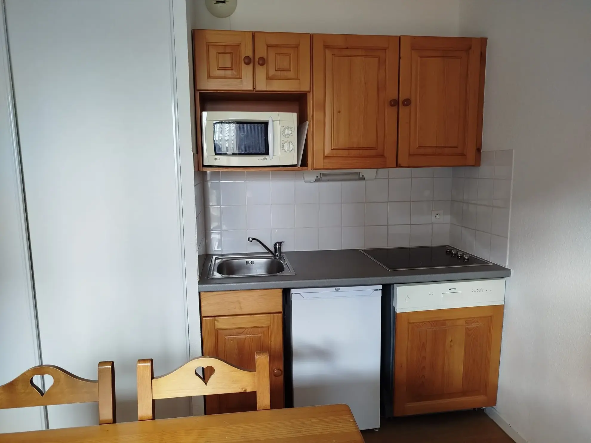 Appartement 2 pièces avec terrasse et piscine à Super Besse 
