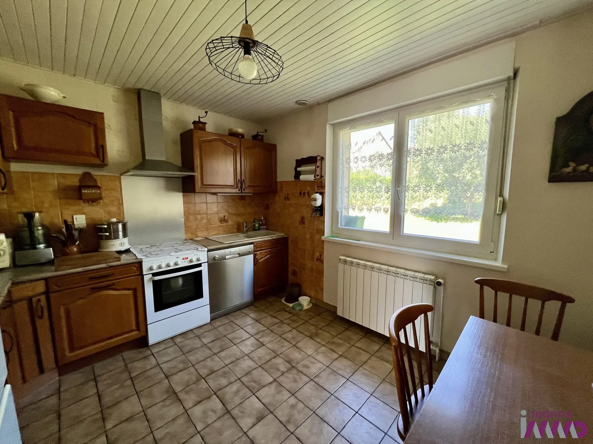 Charmante maison individuelle à Hérimoncourt, proche de la Suisse avec vue dégagée et grand jardin 