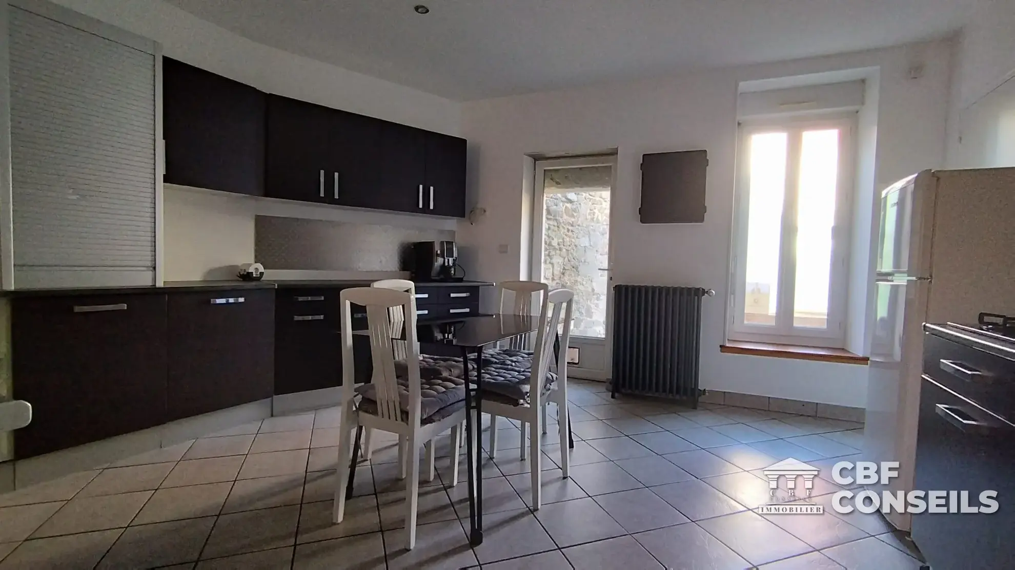 Maison spacieuse avec piscine à Cusset, 165 m² 
