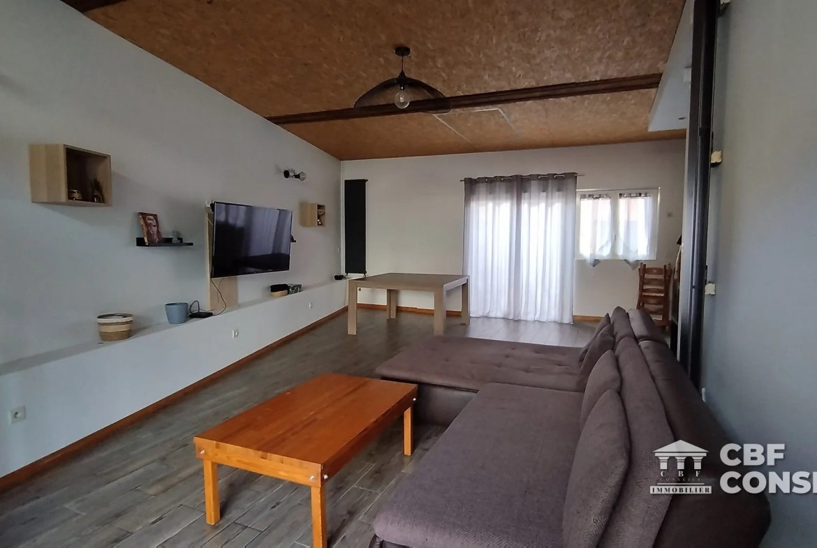 Maison spacieuse avec piscine à Cusset, 165 m² 