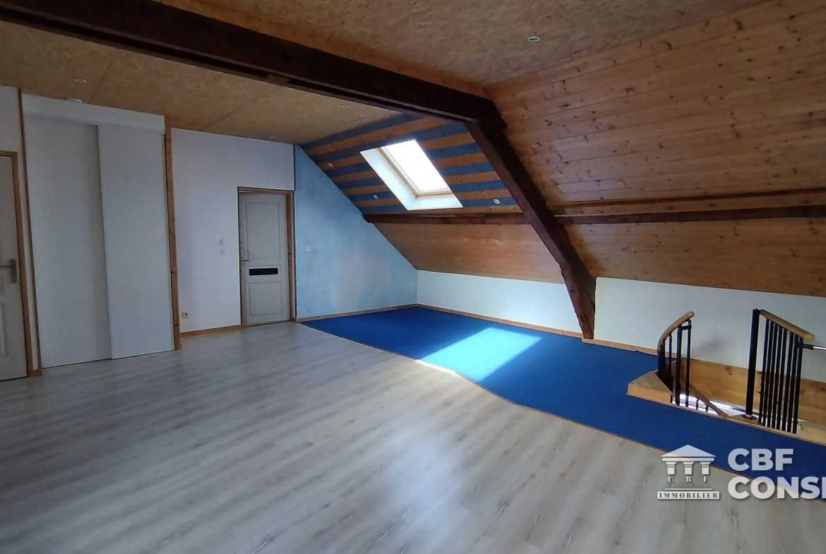 Maison spacieuse avec piscine à Cusset, 165 m² 