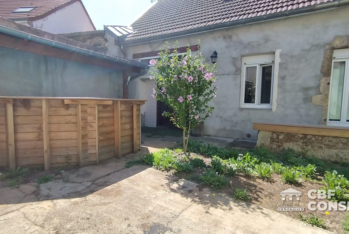 Maison spacieuse avec piscine à Cusset, 165 m² 