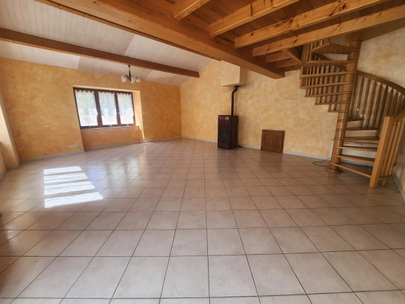 Maison de campagne avec 4 chambres à La Réorthe - Calme et authenticité