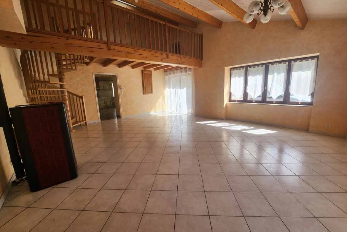 Maison de campagne avec 4 chambres à La Réorthe - Calme et authenticité 