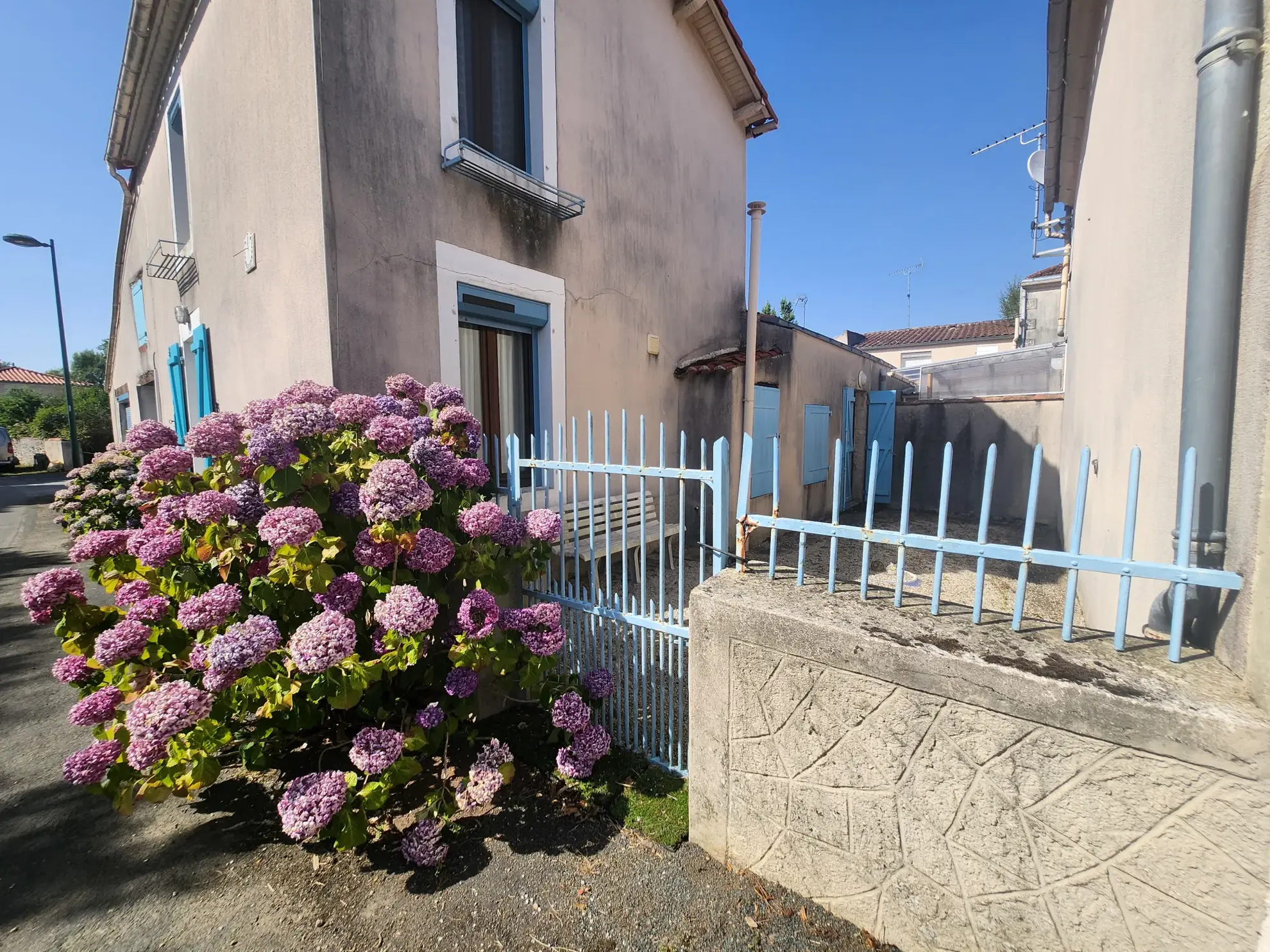 Maison de campagne avec 4 chambres à La Réorthe - Calme et authenticité 