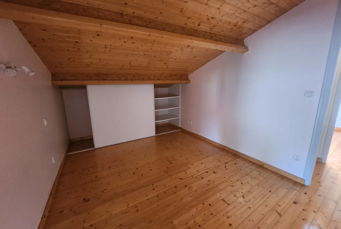 Maison de campagne avec 4 chambres à La Réorthe - Calme et authenticité 