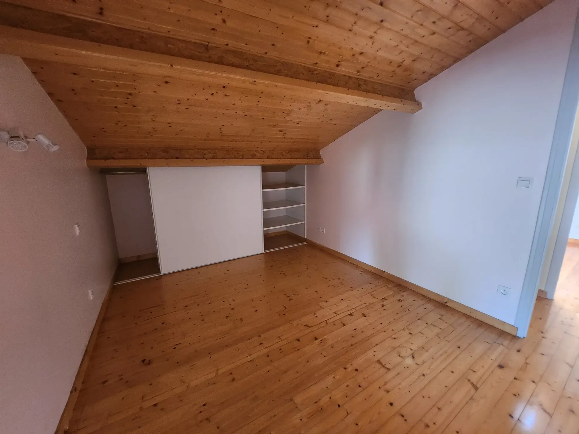 Maison de campagne avec 4 chambres à La Réorthe - Calme et authenticité 