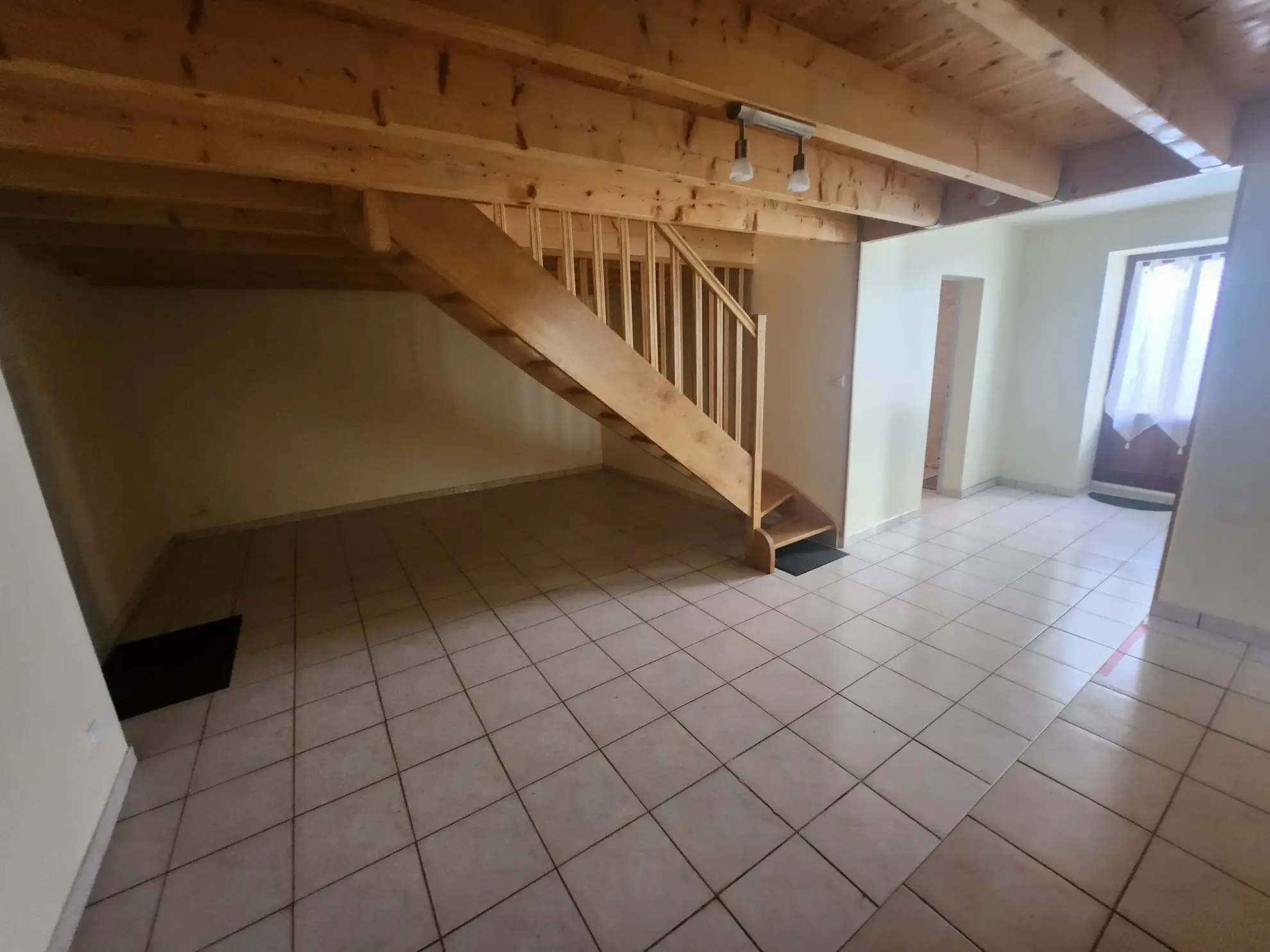 Maison de campagne avec 4 chambres à La Réorthe - Calme et authenticité 
