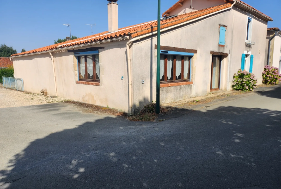 Maison de campagne avec 4 chambres à La Réorthe - Calme et authenticité 