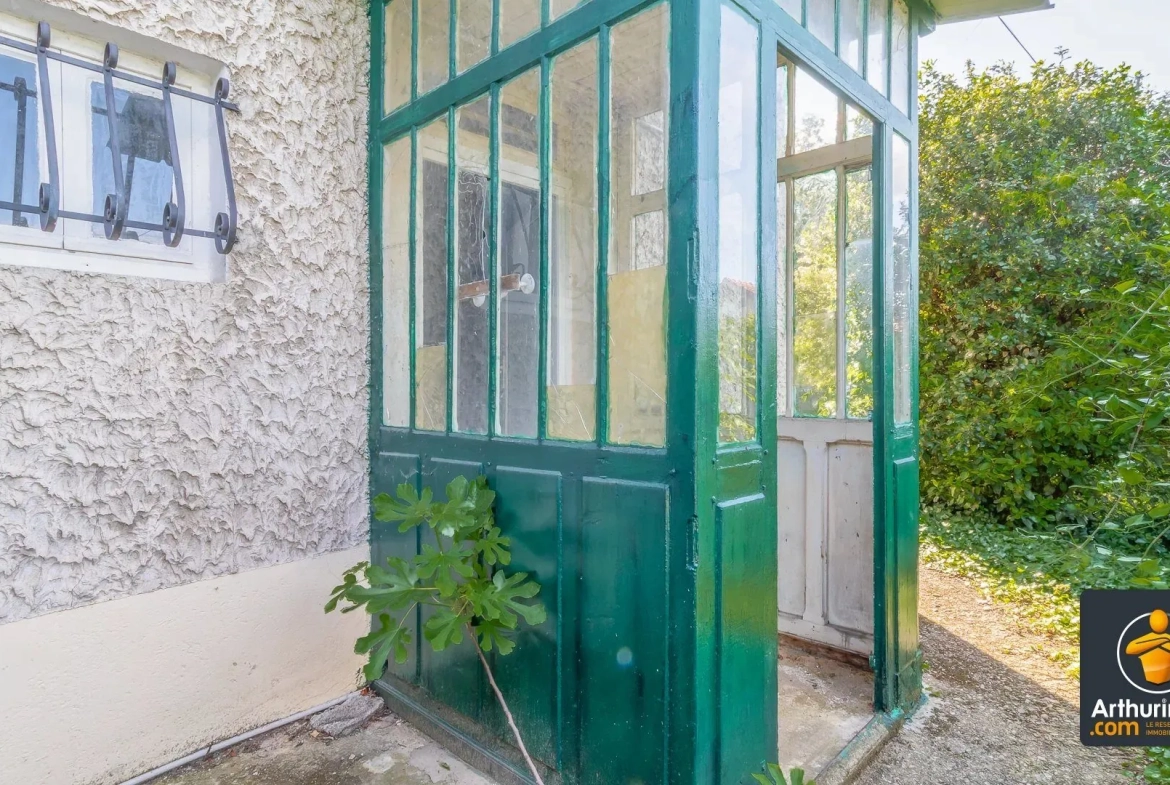 Maison 3 pièces à rénover avec jardin de 346 m² à Pierre-Bénite - Projet personnalisé 
