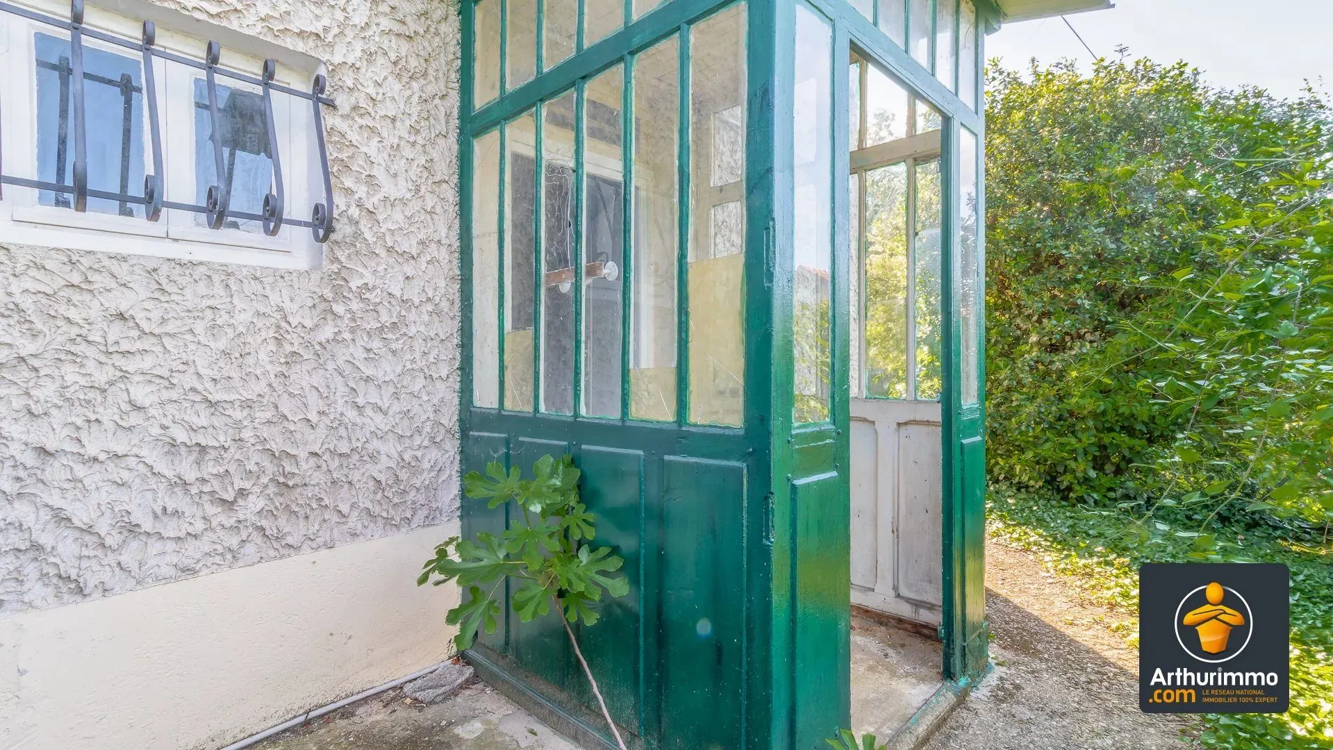 Maison 3 pièces à rénover avec jardin de 346 m² à Pierre-Bénite - Projet personnalisé 