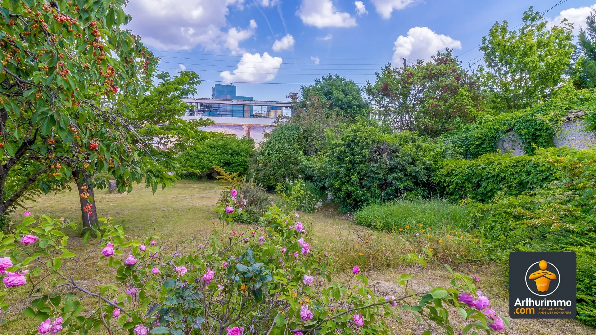 Maison 3 pièces à rénover avec jardin de 346 m² à Pierre-Bénite - Projet personnalisé 