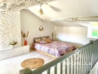 Charmante maison ancienne de 116 m² avec jardin à Saint-Julien-de-l'Escap 