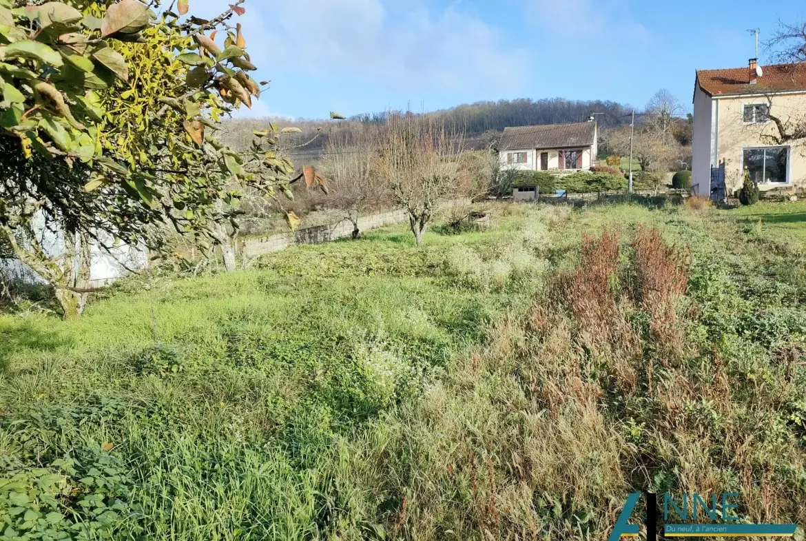 Terrain à bâtir de 1065 m² à Dezize-lès-Maranges proche Nolay et Beaune 