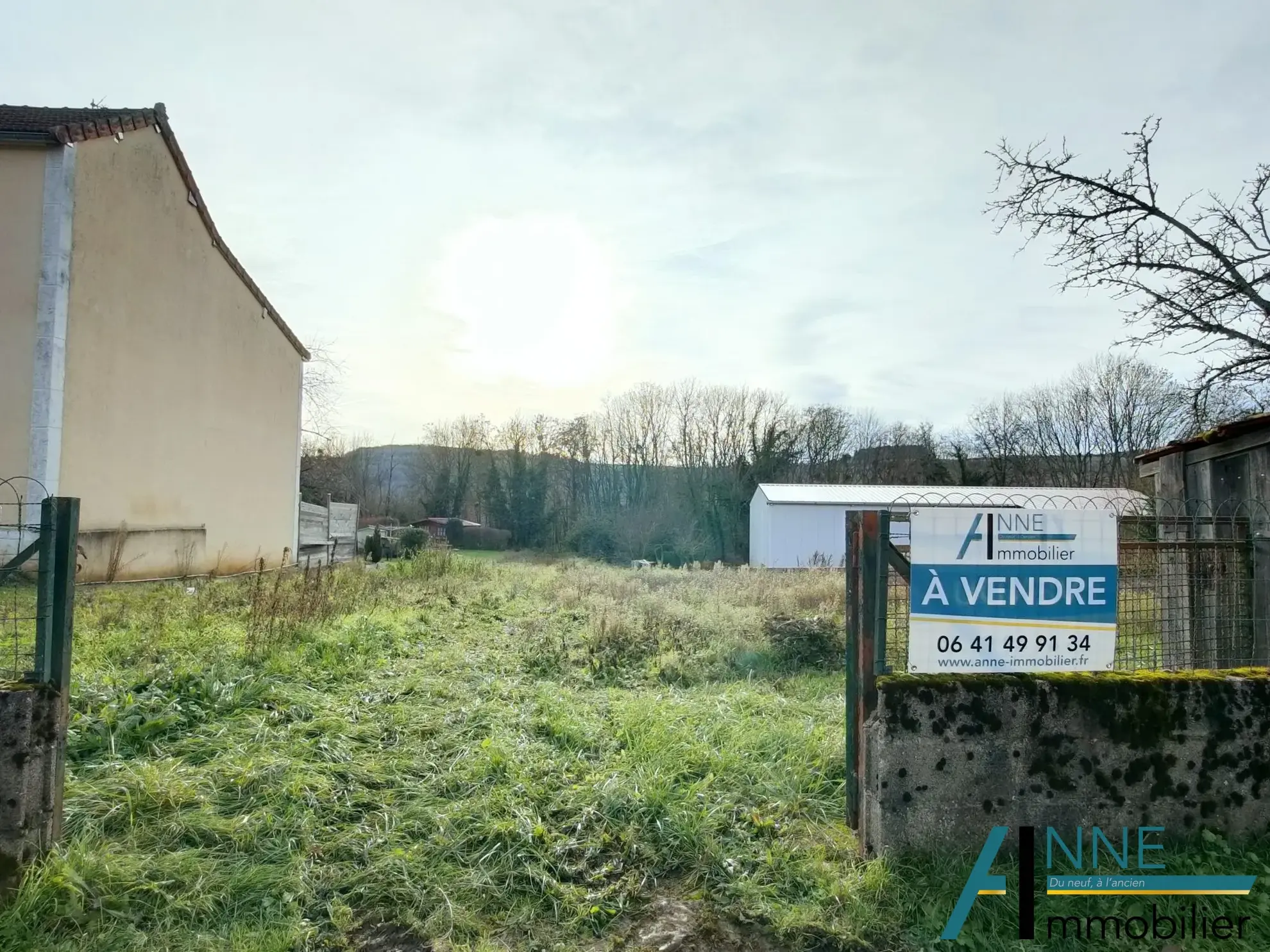 Terrain à bâtir de 1065 m² à Dezize-lès-Maranges proche Nolay et Beaune 