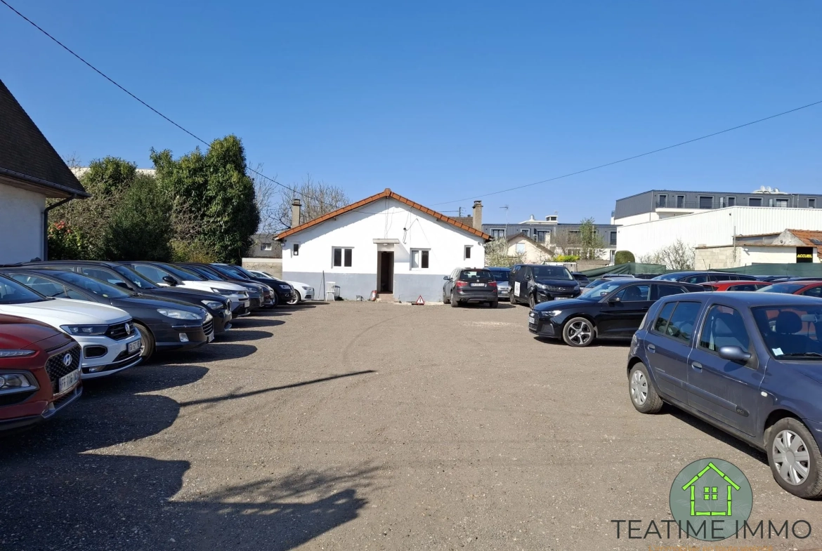 Parking sécurisé à vendre à Athis-Mons – Emplacement idéal et pratique 