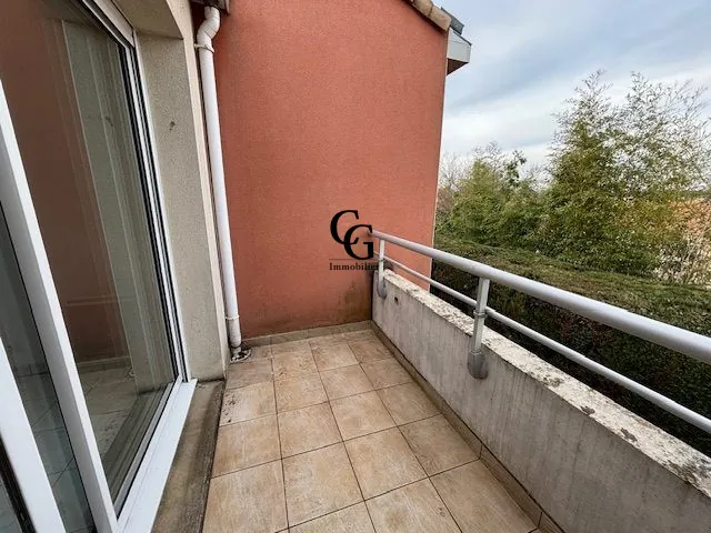 Appartement T2 à vendre aux Sorinières avec terrasse, garage et proximité commerces 