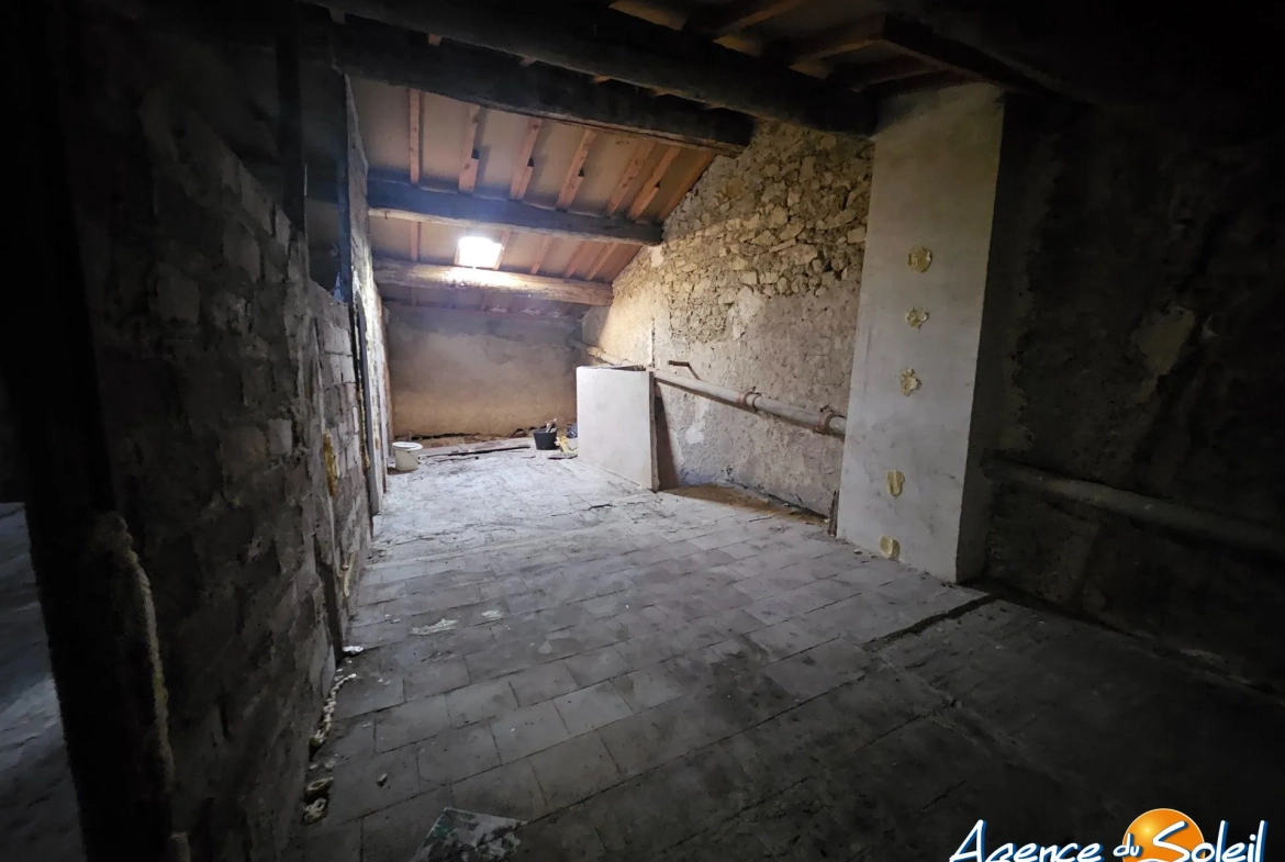 A vendre maison de village à Conilhac-Corbières avec potentiel exceptionnel 