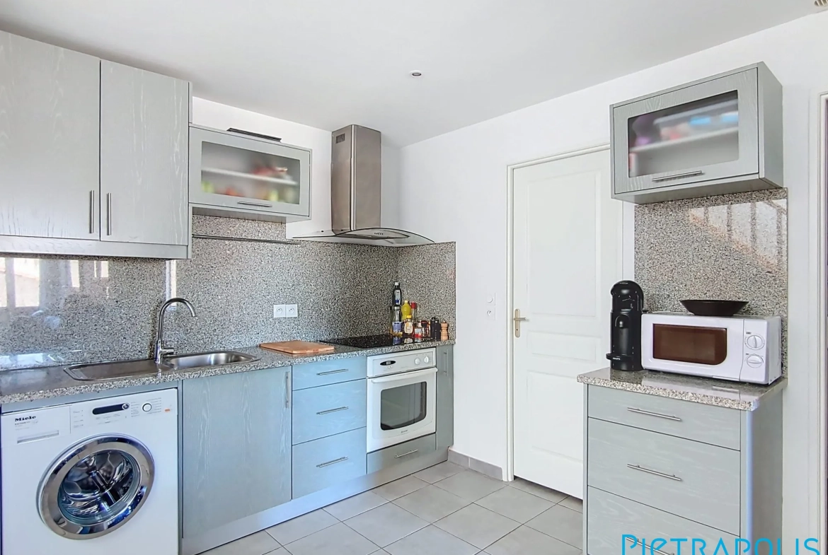 Appartement Duplex T4 rénové à Mèze, Quartier La Marianne 